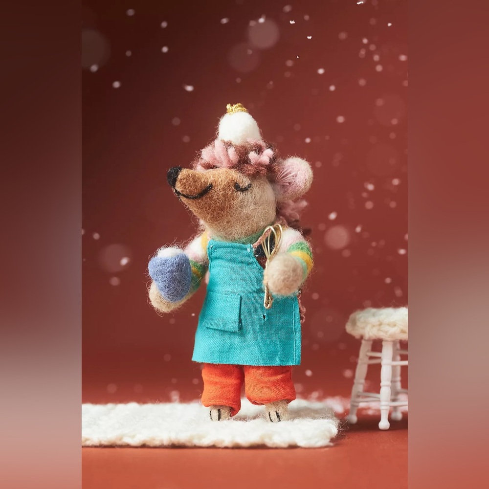 Anthropologie Hobbies Handmade Felt Ornament Critter Baker Baking Chef NWT